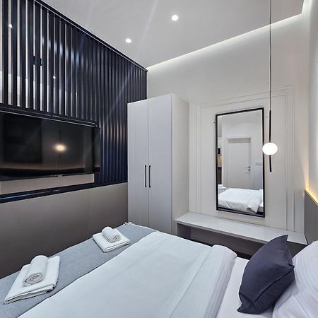Central Life Belgrade Exterior photo